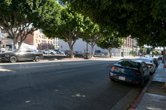 Enlarge photo 32