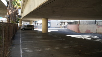 Enlarge photo 19