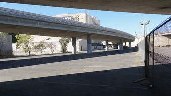 Enlarge photo 60