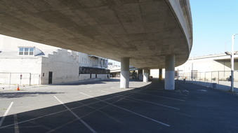 Enlarge photo 69