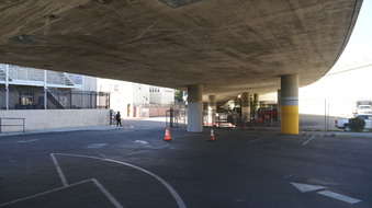 Enlarge photo 79