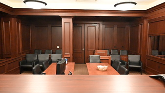 Enlarge photo 4