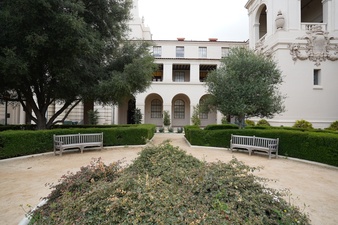 Enlarge photo 40