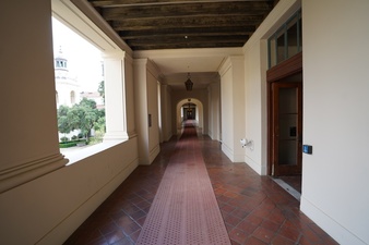 Enlarge photo 98