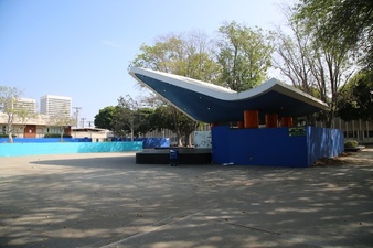 Enlarge photo 52
