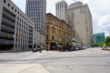 Enlarge photo 19