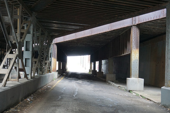 Enlarge photo 13