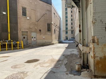 Enlarge photo 18