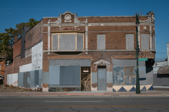 Enlarge photo 37