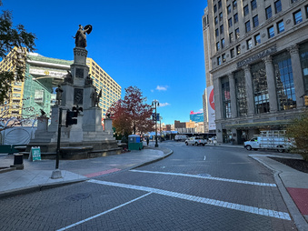 Enlarge photo 9