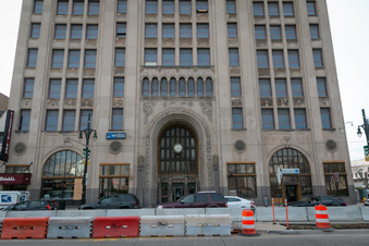 Enlarge photo 57