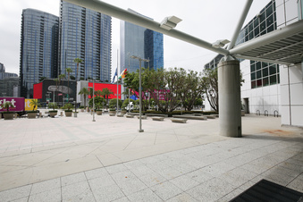 Enlarge photo 19