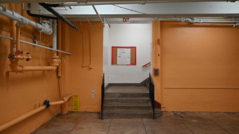 Enlarge photo 30