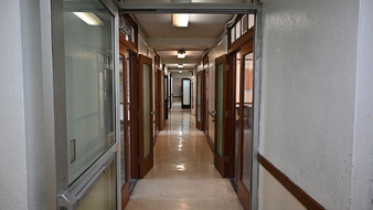 Enlarge photo 46