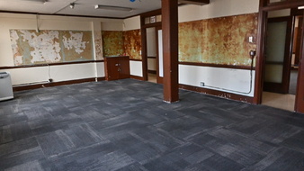 Enlarge photo 56