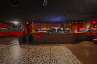 Enlarge photo 35