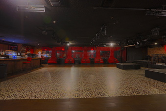 Enlarge photo 36