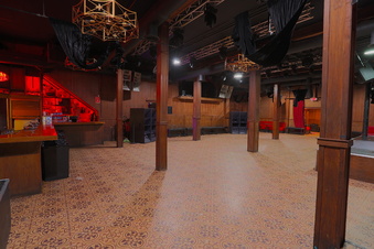 Enlarge photo 48