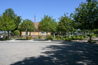 Los Roble Greens Golf Course