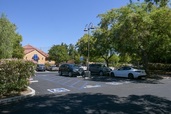 Enlarge photo 10
