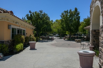 Enlarge photo 12