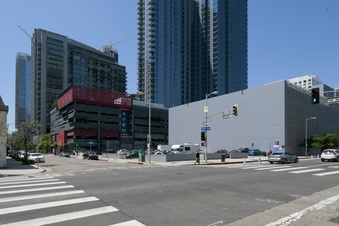Enlarge photo 15
