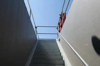 Enlarge photo 16