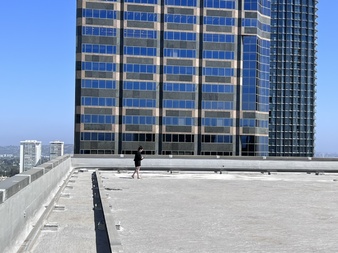 Enlarge photo 42