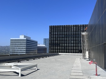 Enlarge photo 52