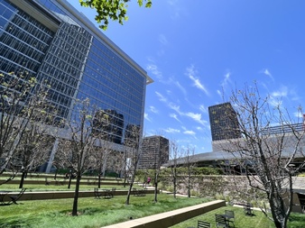 Enlarge photo 68