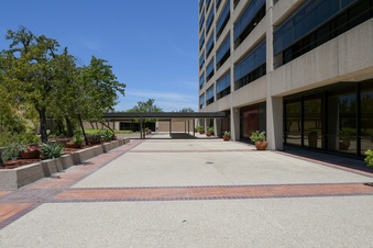 Enlarge photo 30