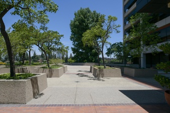 Enlarge photo 46