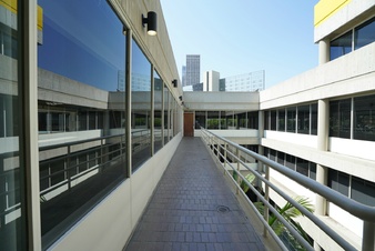 Enlarge photo 29
