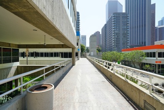 Enlarge photo 33