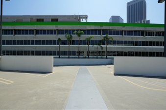 Enlarge photo 40