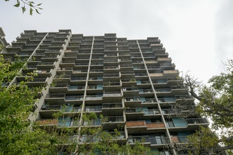 Enlarge photo 12
