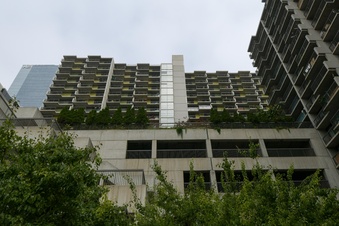 Enlarge photo 18