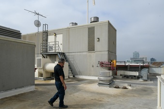 Enlarge photo 47