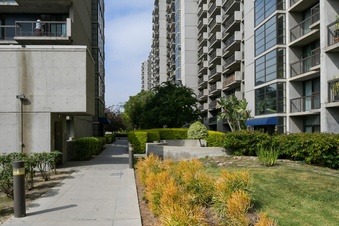 Enlarge photo 73