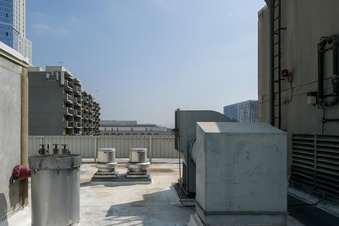 Enlarge photo 112