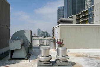 Enlarge photo 113