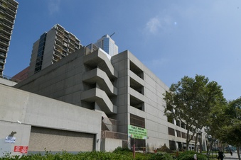 Enlarge photo 129
