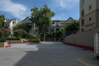 Enlarge photo 31