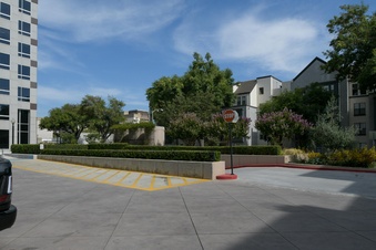Enlarge photo 32