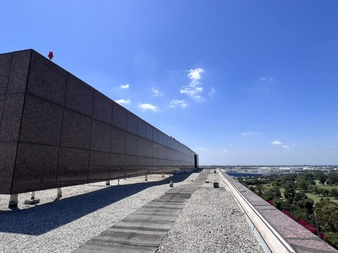 Enlarge photo 58