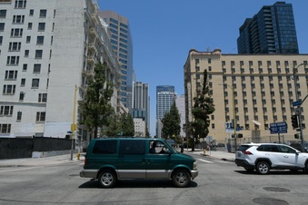 Enlarge photo 34