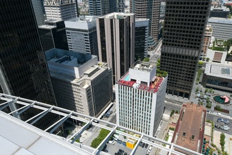 Enlarge photo 36