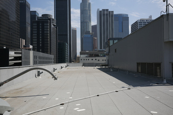Enlarge photo 32