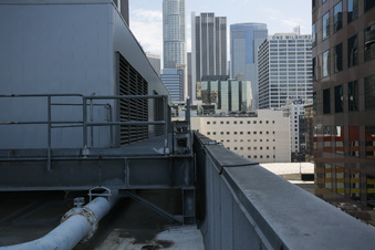 Enlarge photo 37