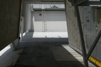 Enlarge photo 23